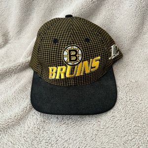 Vintage Logo NHL Boston Bruins Adjustable Hat